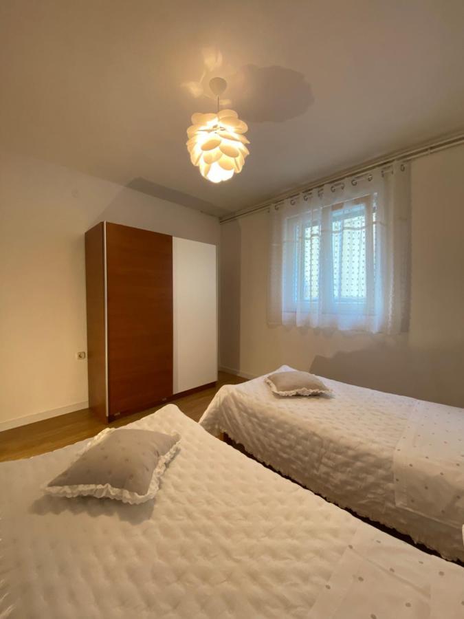 Comfy Apartment In A Quiet Neighborhood 希贝尼克 外观 照片